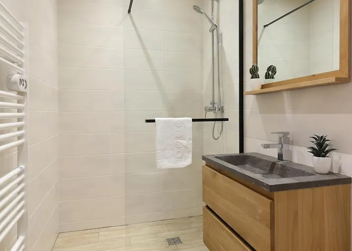 Du Brevent - Village * Шамоні